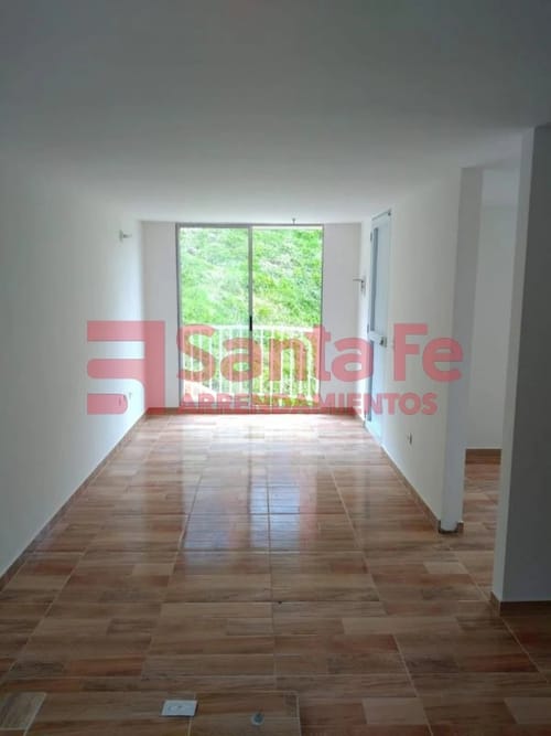 Casa de 4 alcobas en venta en Centro, Rionegro, 92 m² · foto 5 de 10