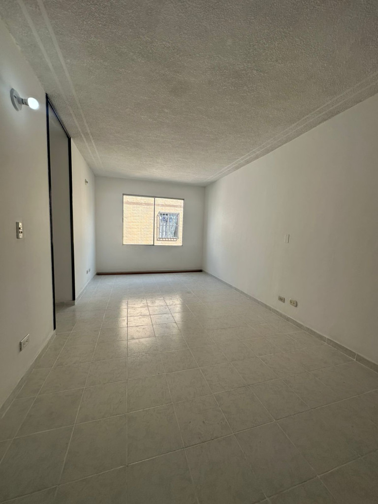 Apartamento en venta en Ciudad 2000, Cali · foto 9 de 18