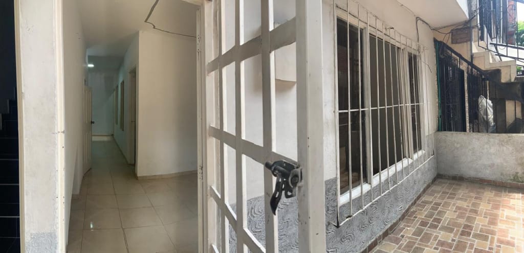 Casa de 6 alcobas en venta en Quintas De Bolivar, Jamundí, 150 m² · foto 4 de 24