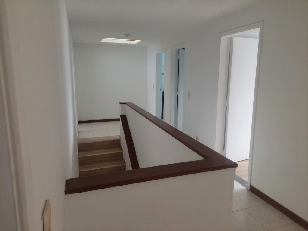 Casa en venta en Normandia Occidental, Bogotá · foto 7 de 24