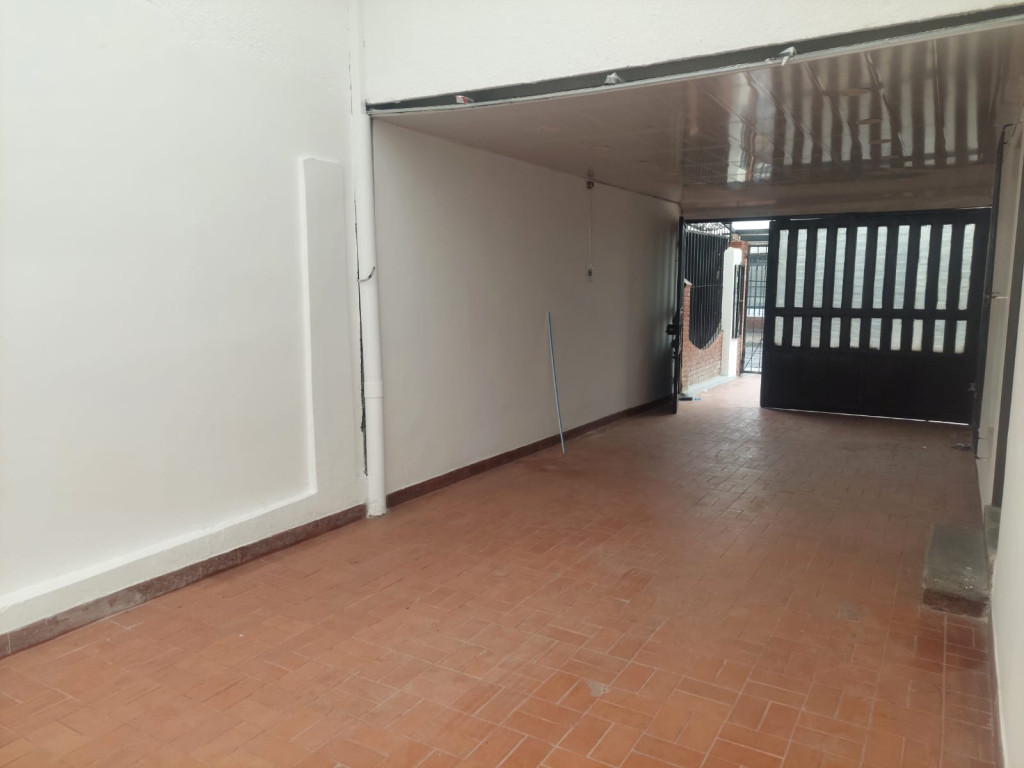 Casa en venta en Normandia Occidental, Bogotá · foto 15 de 24