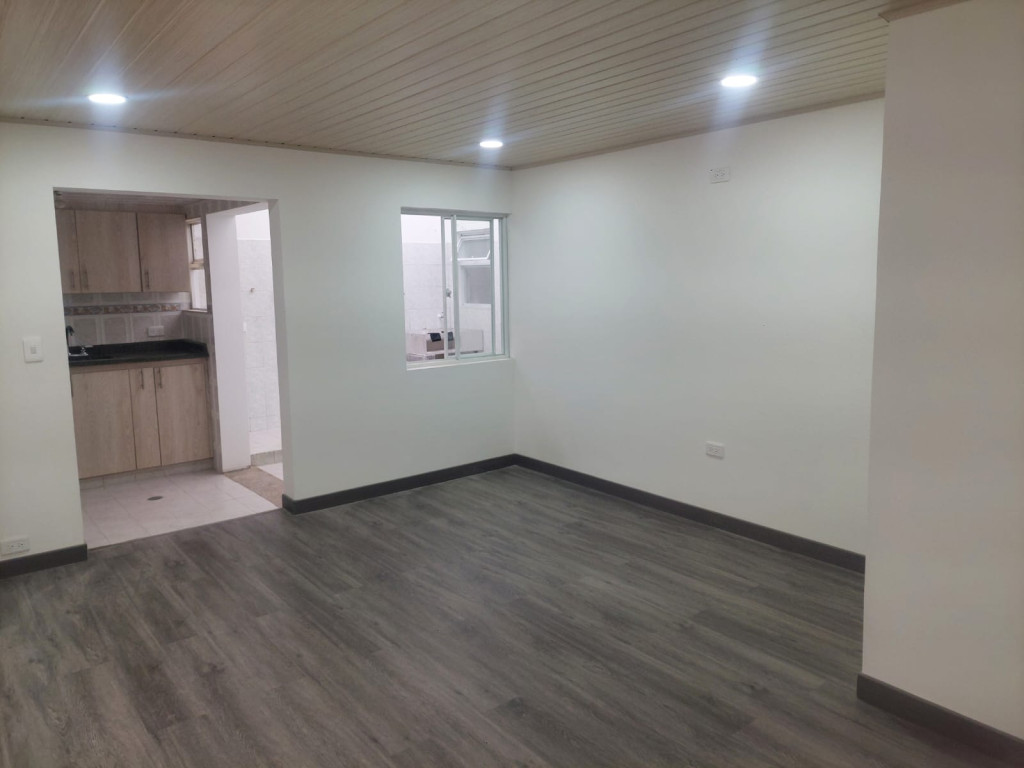 Casa en venta en Normandia Occidental, Bogotá · foto 17 de 24