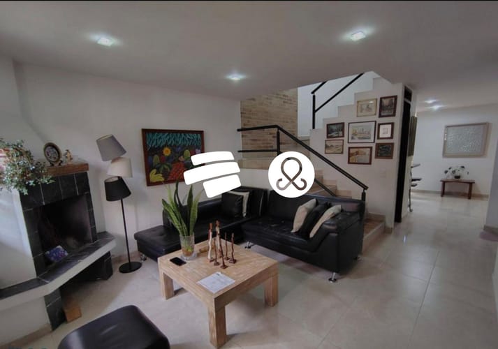 Casa de 4 alcobas en venta en Los Colegios, Rionegro, 169 m² · foto 2 de 10
