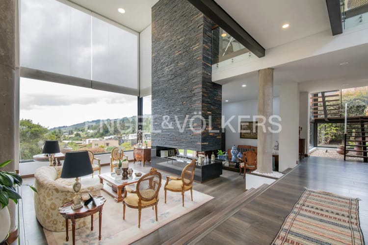 Casa de 4 alcobas en venta en Yerbabuena, Chía, 446 m² · foto 2 de 20