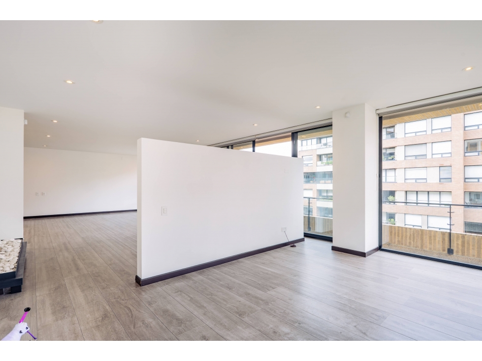 Apartamento en venta en El Virrey, Bogotá · foto 3 de 24