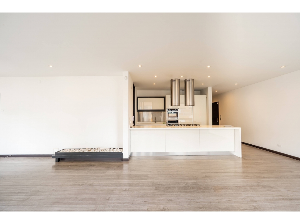 Apartamento en venta en El Virrey, Bogotá · foto 4 de 24