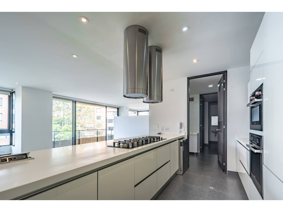 Apartamento en venta en El Virrey, Bogotá · foto 8 de 24