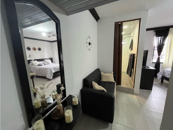 Casa de 4 alcobas en venta en Los Naranjos, Envigado, 155 m² · foto 14 de 24