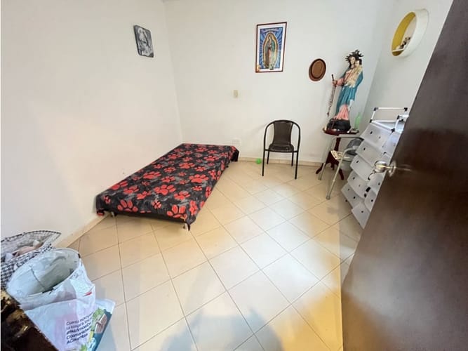 Casa de 4 alcobas en venta en Los Naranjos, Envigado, 155 m² · foto 21 de 24