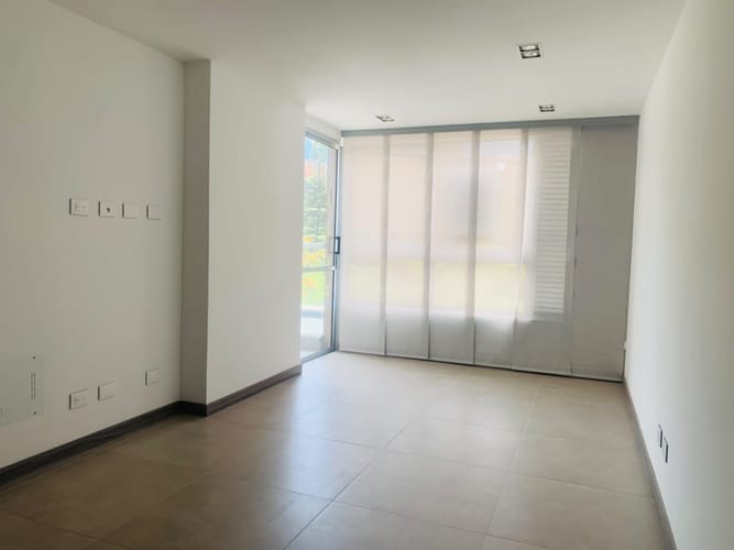 Apartamento de 2 alcobas en arriendo en Otraparte, Envigado, 75 m² · foto 3 de 10