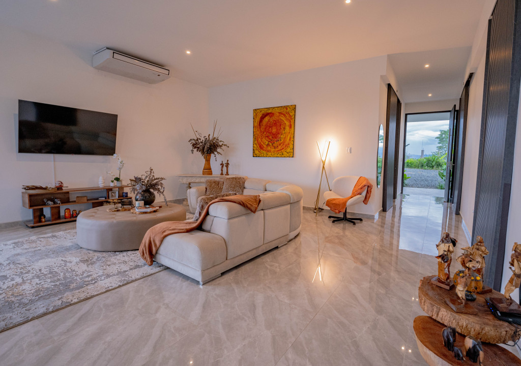 Casa en venta en Cerritos, Pereira · foto 3 de 24