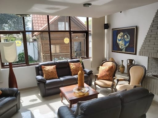 Casa de 4 alcobas en venta en Engativá, Bogotá, 350 m² · foto 11 de 19