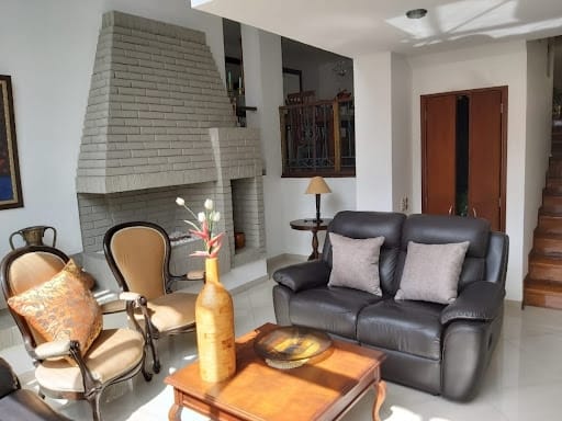 Casa de 4 alcobas en venta en Engativá, Bogotá, 350 m² · foto 12 de 19