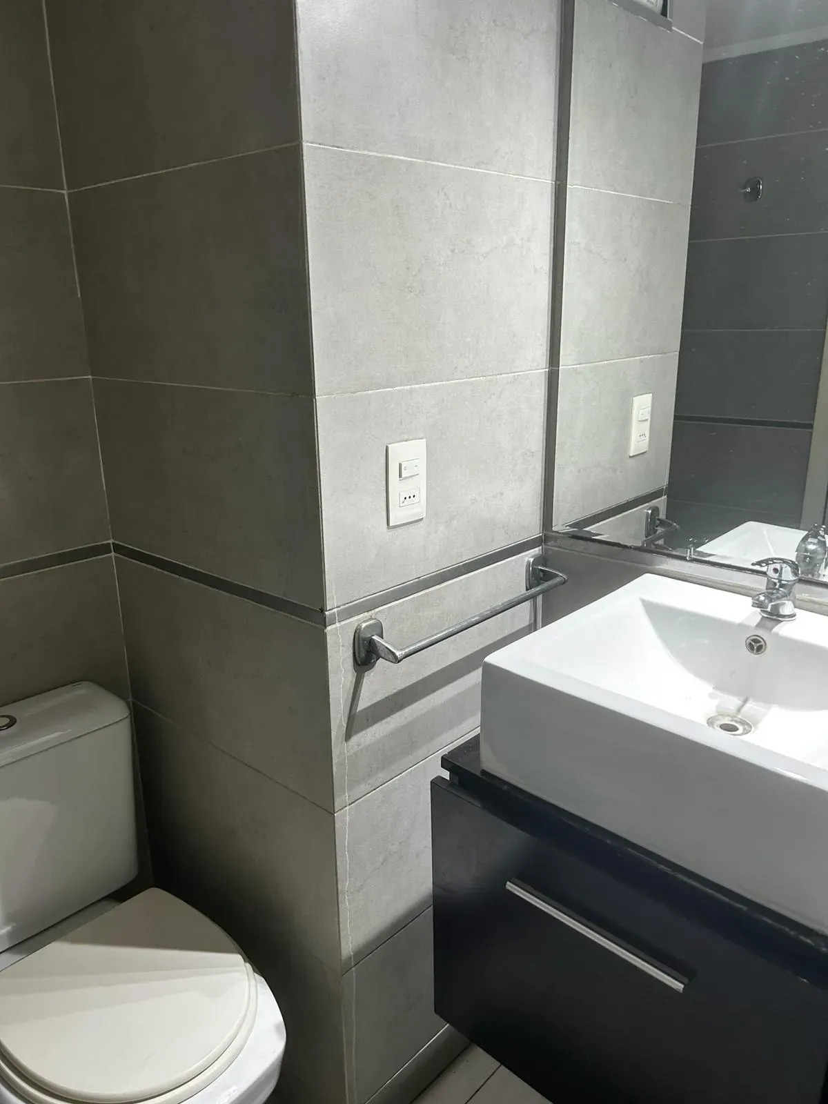 Alquiler Oficina Con Amenities En Imperium Building, Ciudad Vieja · Foto 11