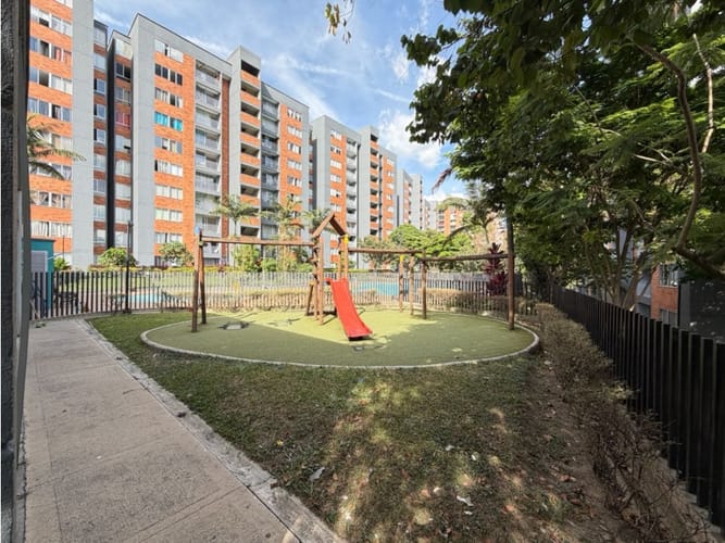 Apartamento en venta en El Guayabo, Itagüí · foto 14 de 18