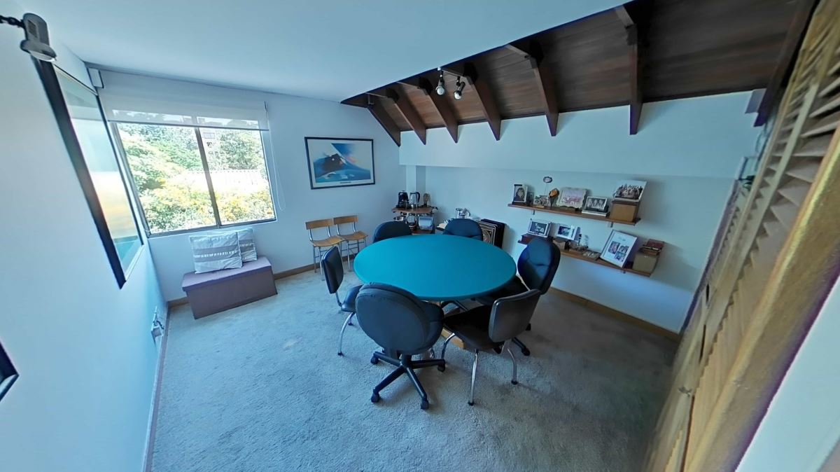 Casa en venta en Cerros De Suba, Bogotá · foto 8 de 20