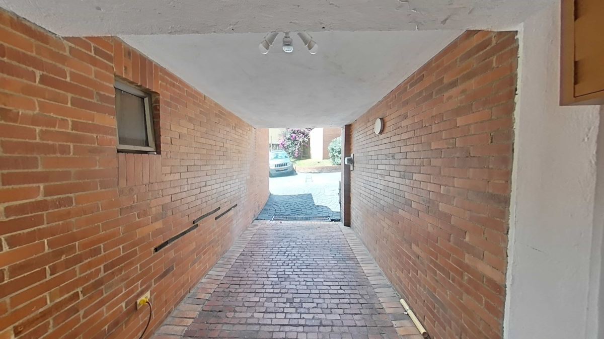 Casa en venta en Cerros De Suba, Bogotá · foto 16 de 20