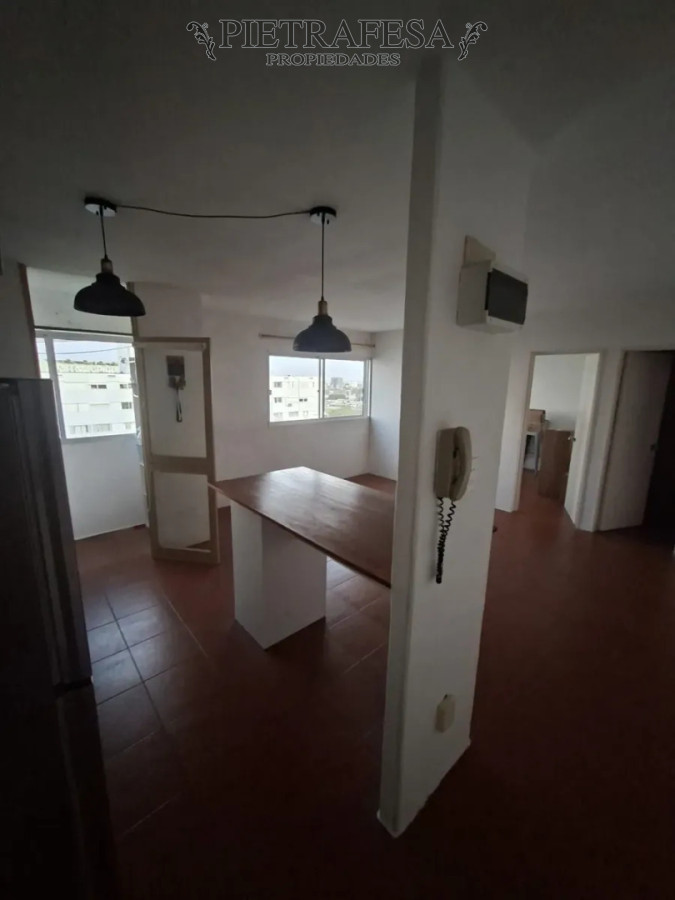 Apartamento en alquiler, 1 dormitorio, 1 baño. Malvin Norte.