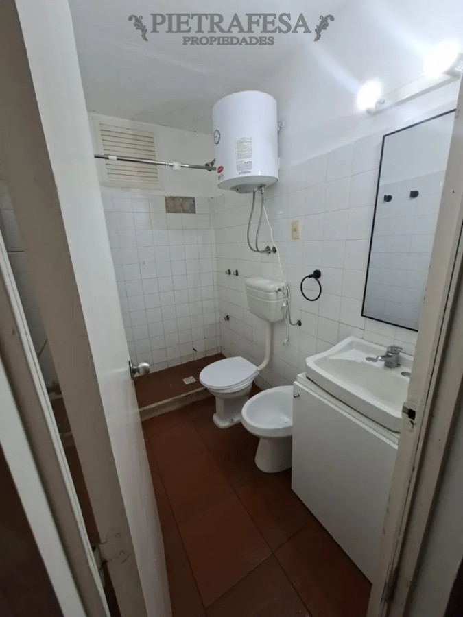 Apartamento en alquiler, 1 dormitorio, 1 baño. Malvin Norte. · Foto 6