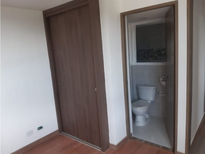 Apartamento de 3 alcobas en venta en La Tablaza, La Estrella, 53 m² · foto 9 de 15
