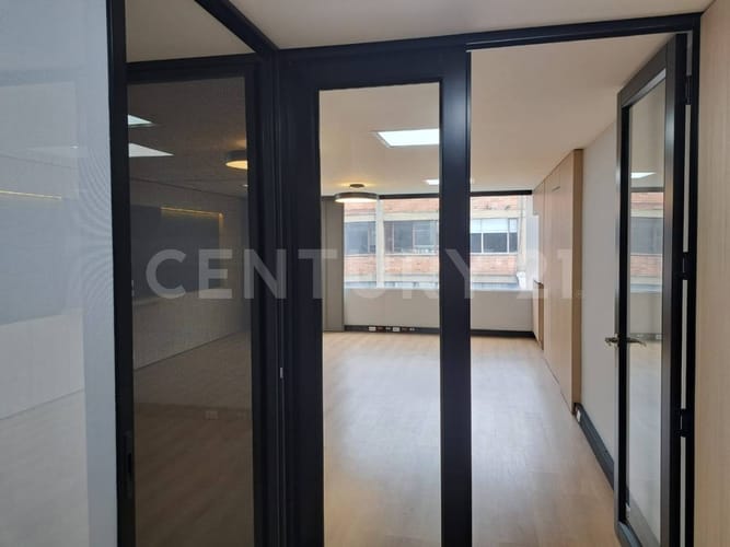 Oficina en arriendo en Antiguo Country, Zipaquirá, 50 m² · foto 6 de 10