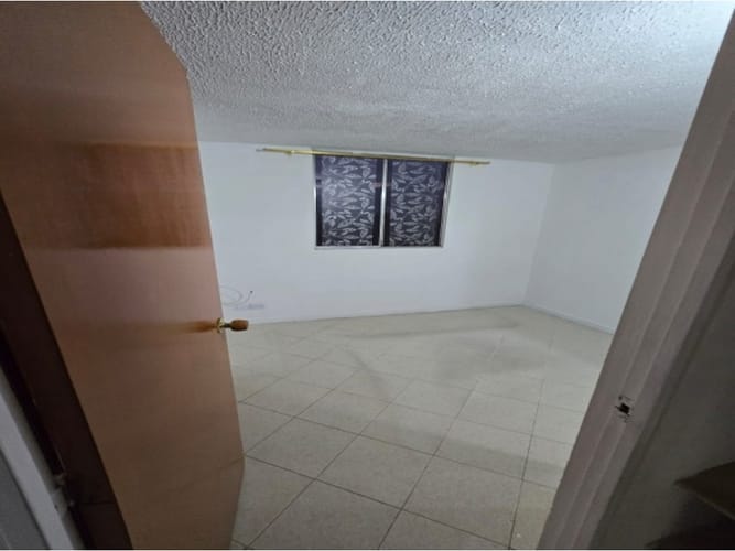 Casa de 3 alcobas en venta en Las Cometas, Envigado, 65 m² · foto 4 de 16