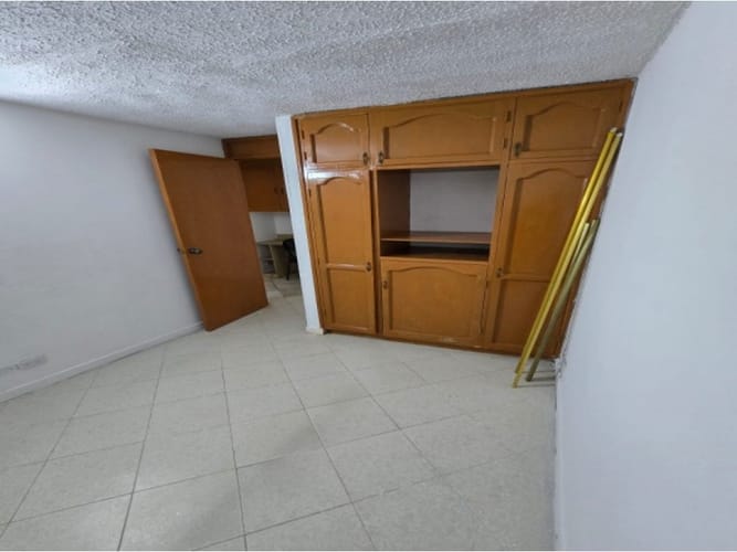 Casa de 3 alcobas en venta en Las Cometas, Envigado, 65 m² · foto 6 de 16
