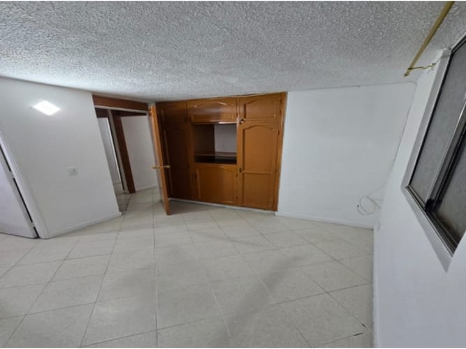 Casa de 3 alcobas en venta en Las Cometas, Envigado, 65 m² · foto 7 de 16