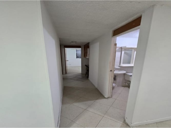 Casa de 3 alcobas en venta en Las Cometas, Envigado, 65 m² · foto 15 de 16