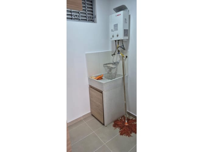 Casa de 2 alcobas en venta en Asdesillas, Sabaneta, 64 m² · foto 3 de 5
