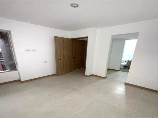 Apartamento de 3 alcobas en venta en Las Lomitas, Sabaneta, 60 m² · foto 11 de 21