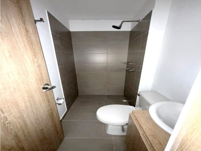Apartamento de 3 alcobas en venta en Las Lomitas, Sabaneta, 60 m² · foto 13 de 21