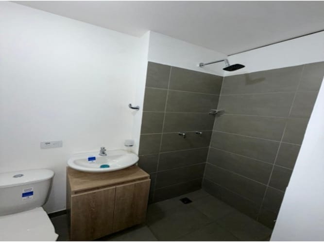 Apartamento de 3 alcobas en venta en Las Lomitas, Sabaneta, 60 m² · foto 14 de 21