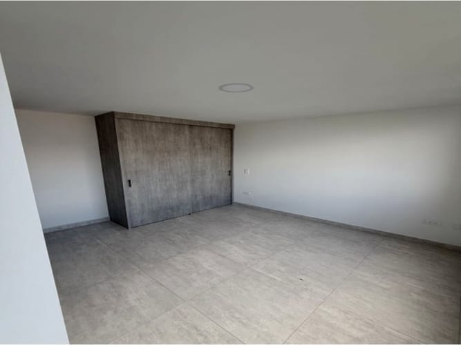 Casa de 1 alcoba en venta en Cañaveralejo, Sabaneta, 46 m² · foto 3 de 8
