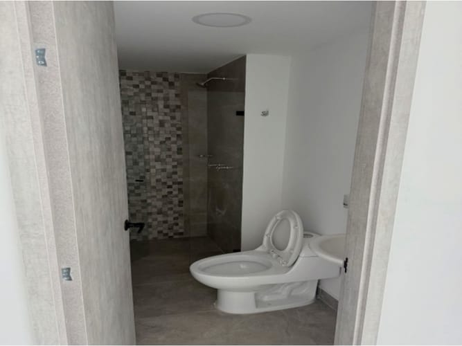 Casa de 1 alcoba en venta en Cañaveralejo, Sabaneta, 46 m² · foto 6 de 8