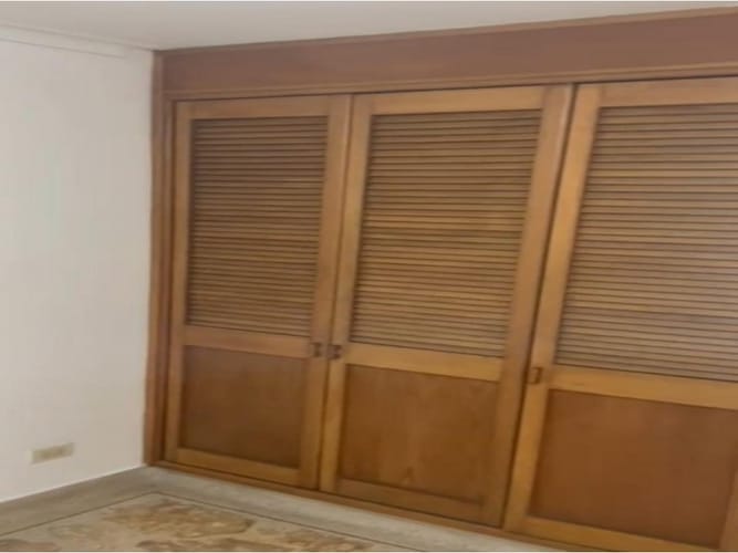 Apartamento de 2 alcobas en venta en Laureles, Medellín, 63 m² · foto 6 de 16
