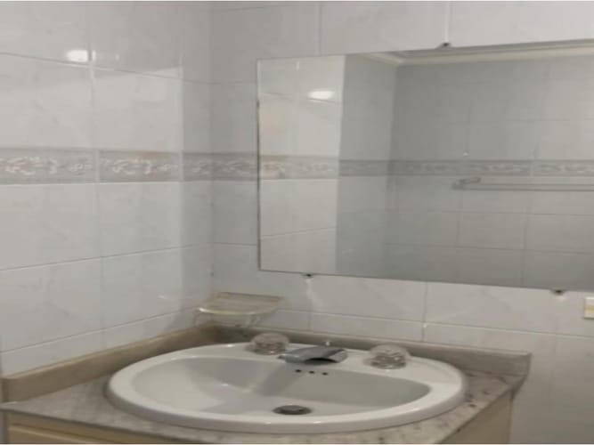 Apartamento de 2 alcobas en venta en Laureles, Medellín, 63 m² · foto 11 de 16