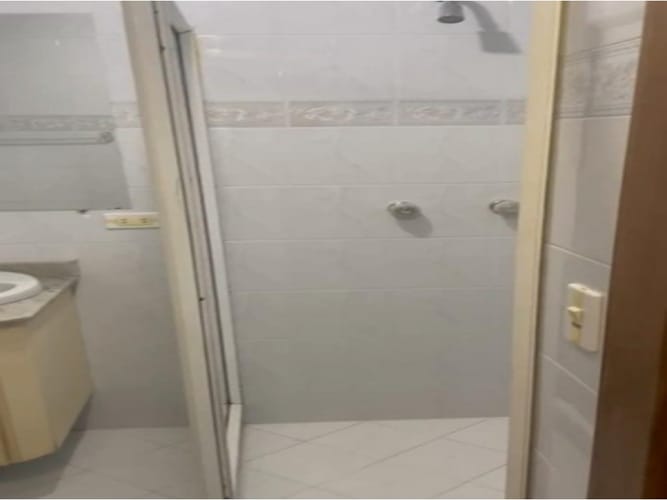 Apartamento de 2 alcobas en venta en Laureles, Medellín, 63 m² · foto 12 de 16