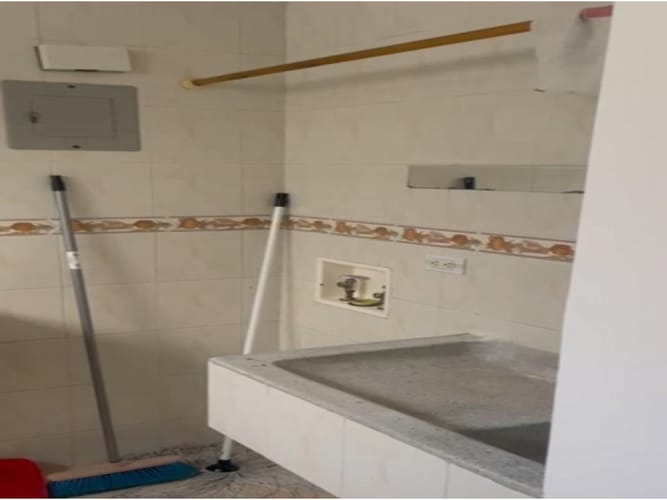 Apartamento de 2 alcobas en venta en Laureles, Medellín, 63 m² · foto 14 de 16
