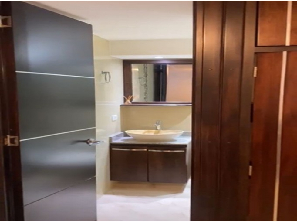 Apartamento en venta en Calasanz, Medellín · foto 3 de 5