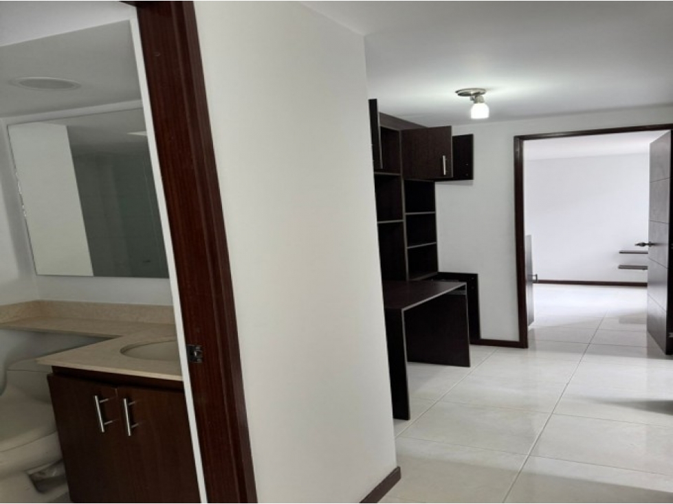 Apartamento en venta en Rodeo Alto, Medellín · foto 14 de 21
