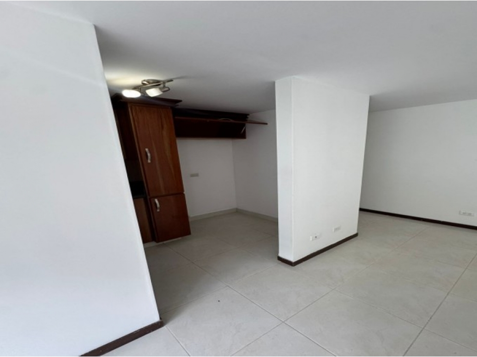 Apartamento en venta en Rodeo Alto, Medellín · foto 16 de 21