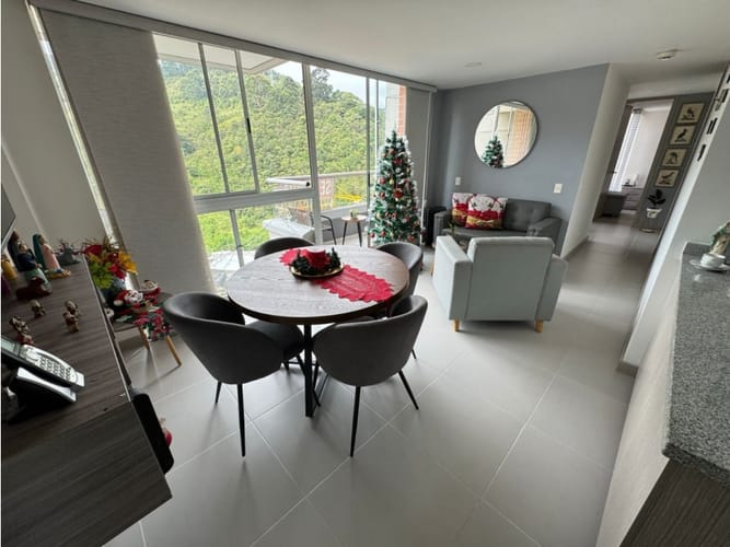 Casa de 3 alcobas en venta en Cañaveralejo, Sabaneta, 62 m² · foto 2 de 12