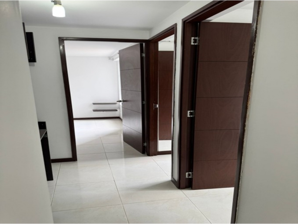 Apartamento en venta en Rodeo Alto, Medellín · foto 19 de 21