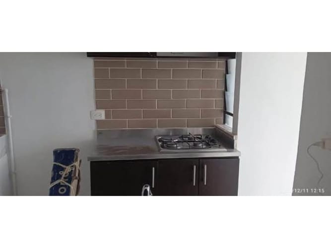 Casa de 3 alcobas en venta en Rodeo Alto, Medellín, 55 m² · foto 3 de 8