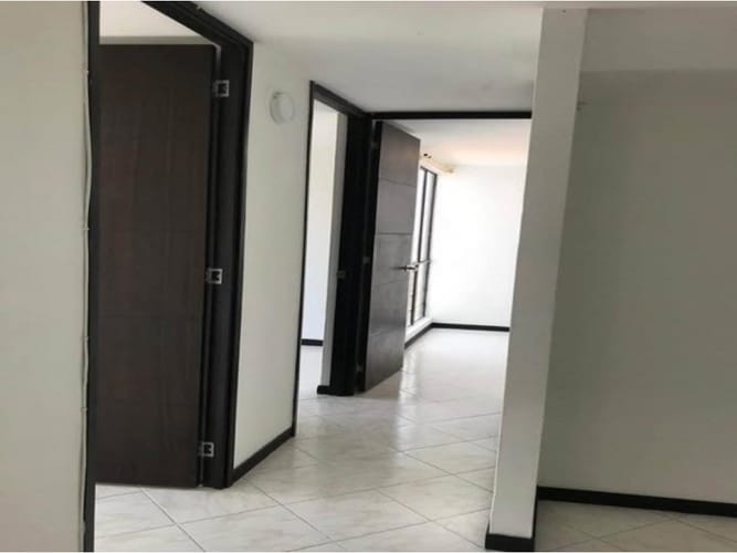 Casa de 3 alcobas en venta en Rodeo Alto, Medellín, 55 m² · foto 7 de 8