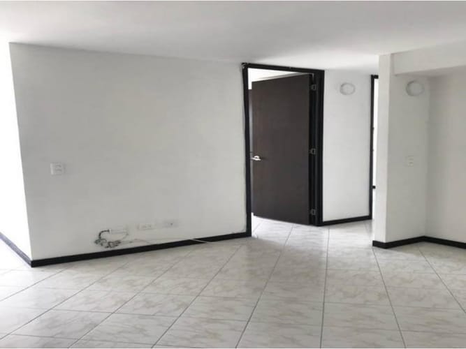 Casa de 3 alcobas en venta en Rodeo Alto, Medellín, 55 m² · foto 8 de 8