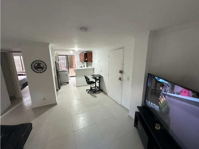 Apartamento de 2 alcobas en venta en Laureles, Medellín, 47 m² · foto 4 de 22