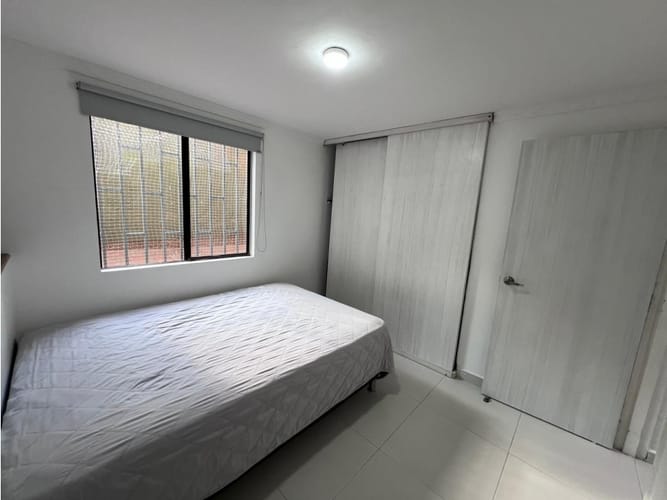 Apartamento de 2 alcobas en venta en Laureles, Medellín, 47 m² · foto 12 de 22