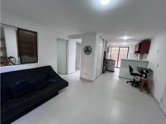 Apartamento de 2 alcobas en venta en Laureles, Medellín, 47 m² · foto 18 de 22